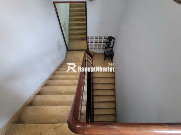 Bán Nhà Mặt Tiền 50 Trần Minh Quyền, Phường 11, Q10