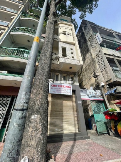Chính Chủ Bán Mặt Tiền Nguyễn Tri Phương, P.9, Q.5. DT: (3.7 x 13.8), Chỉ 25 Tỷ, Tell: O911.16O.692