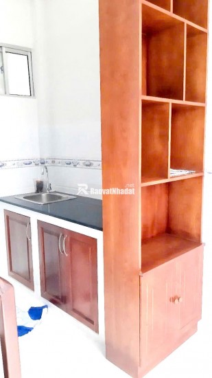 Nhà dưới 2 tỷ: 30m2 Sổ riêng 2 tầng, không QH LG, hẻm 4m sát mặt tiền trung tâm Q11. VŨ 0933910039