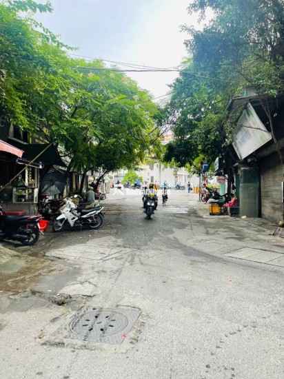 Chính chủ cần bán nhà đất dt 199.6m² - 33 tỷ view sông cực đẹp Phú Viên, Long Biên, HN