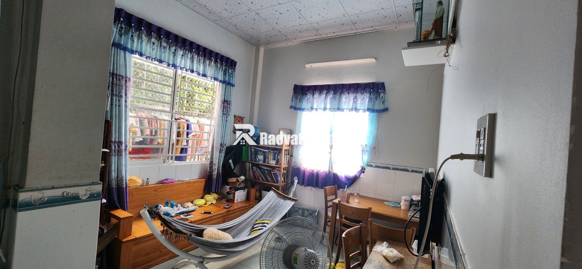 BÁN NHÀ MẶT TIỀN - GẦN TRUNG TÂM P. BÌNH THỦY - GIÁ CHỈ 2 TỶ, SỔ HỒNG RIÊNG - DỌN VÀO Ở NGAY