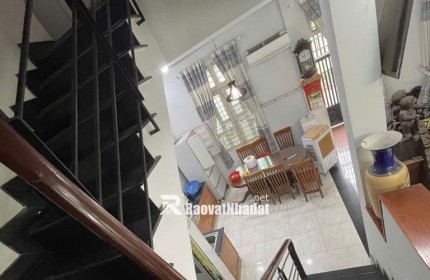 LÔ GÓC 2 MẶT XE TẢI ĐS 1 - 63m2 5 TẦNG  - CÁCH 1 CĂN RA VIEW SÔNG - NHỈNH 7 TỶ 

Mô tả: V0.7760111
LÔ GÓC 2 MẶT XE TẢI ĐS 1 - 63m2 5 TẦNG  - CÁCH