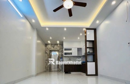Tứ Liên, Tây Hồ cực hiếm mới xây cần bán gấp, 64m. 5 tầng thang máy xịn xò!