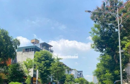 Hàng hiếm Nhà Tây Hồ 55m, cực hiếm oto qua nhà, mặt .tiền.5.2 đẹp!