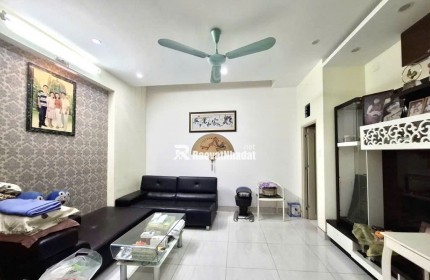BÁN GẤP NHÀ ĐẸP – TRUNG TÂM QUẬN 10 – GIÁ CHỈ NHỈNH 9 TỶ