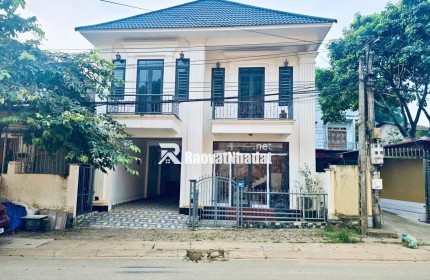 BÁN NHÀ 2 TẦNG SIÊU ĐẸP-MÁI NHẬT HIỆN ĐẠI SỐ 351A  ĐƯỜNG BẢO LƯƠNG- P.YÊN NINH -TP.YÊN BÁ I- T. YÊN BÁI