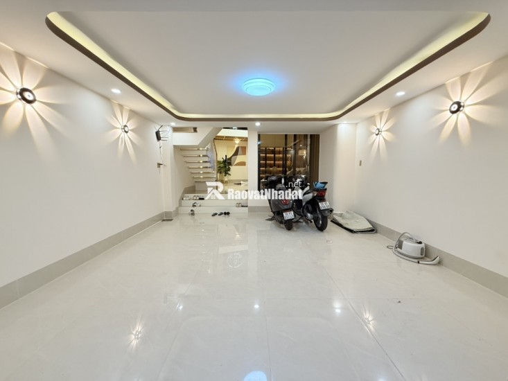 Gò Vấp nhà trong ngõ 5 tầng, 80m2, 4 phòng ngủ, sổ hồng trao tay, giá hời chỉ 9.5 tỷ - Cơ hội an cư lạc nghiệp lý tưởng!