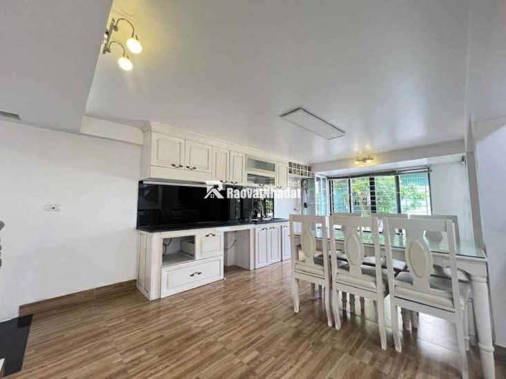 BIỆT THỰ THẠCH BÀN48m2 x5 TẦNG-LÔ GÓC-VỈA HÈ-GARA Ô TÔ-HỒ ĐIỀU HOÀ-FULL NỘI THẤT GIÁ HỢP LÝ