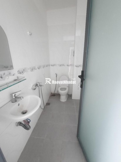 NHÀ Q8 ĐẸP Ở LIỀN VIEW SÔNG CÔNG VIÊN GẦN QUẬN 5 QUẬN 10 NHỈNH 6 TỶ