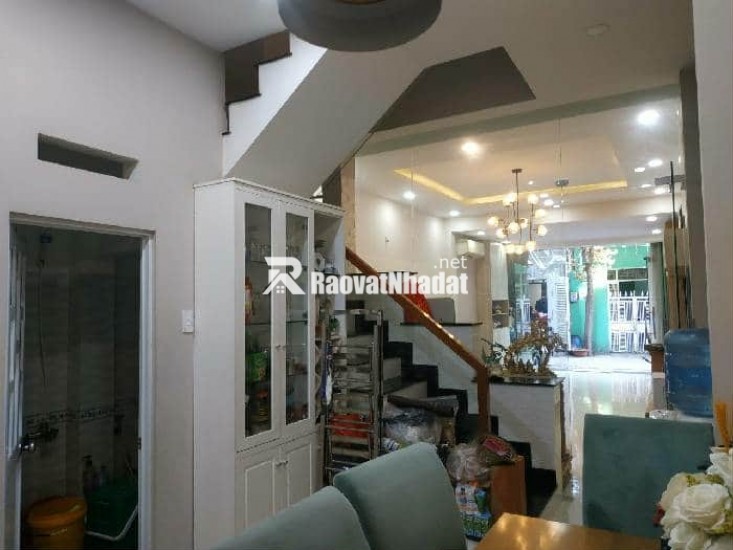 Bán nhà Tân Kỳ Tân Quý P.Bình Hưng Hòa Q.Bình Tân
* Dt: 4m x 13m 53m2
* Giá: 7.5 Tỷ
