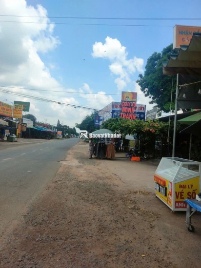 Bán đất phía sau chợ Thái Bình, 300m2 sẵn thổ cư, sổ sẵn, sang tên chỉ từ 285tr