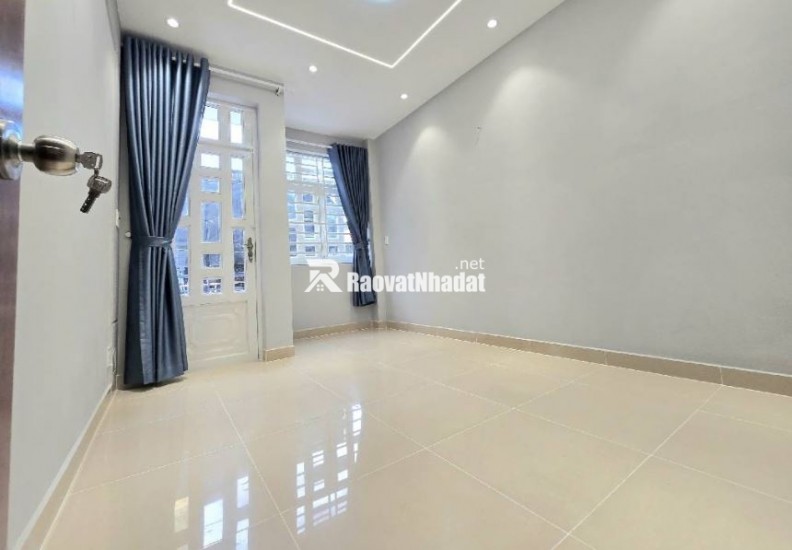 NHÀ ĐẸP TÂN BÌNH - KHU BÀU CÁT-  37M2 - 1 TRỆT 3 LẦU - HẺM XE HƠI - FULL NỘI THẤT ĐẸP - CHỈ NHỈNH 7 TỶ