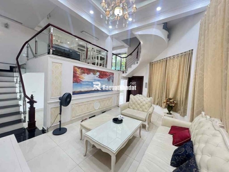 BIỆT THỰ THẠCH BÀN48m2 x5 TẦNG-LÔ GÓC-VỈA HÈ-GARA Ô TÔ-HỒ ĐIỀU HOÀ-FULL NỘI THẤT GIÁ HỢP LÝ