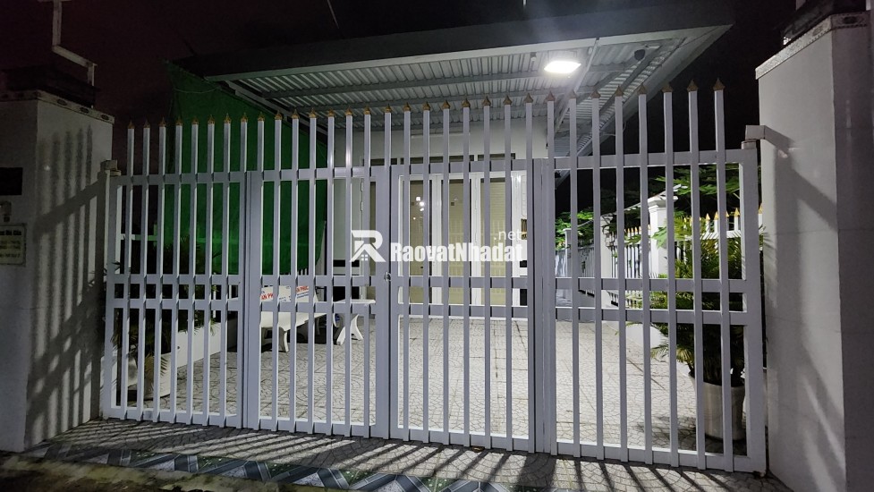 Nhà Đường Nguyễn Văn Quy, Hưng Phú, Cần Thơ: 270m², Sổ Hồng, Giá 3.2 Tỷ