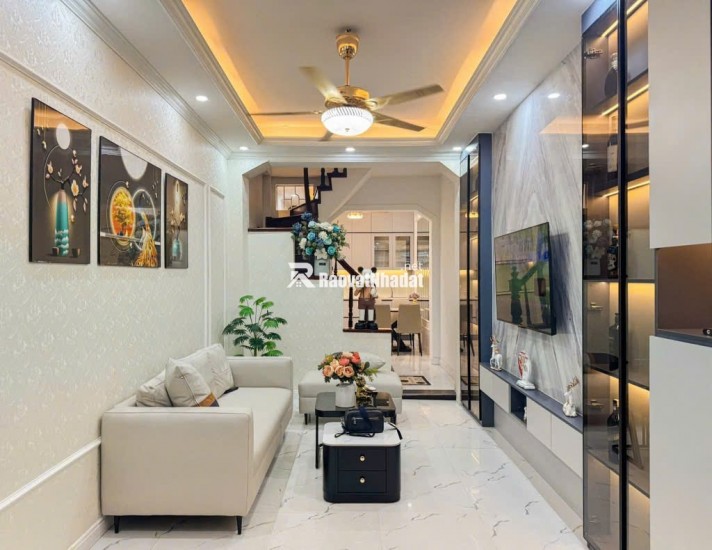 BÁN NHÀ Mỹ Đình - 36m2 - 7,9 tỷ