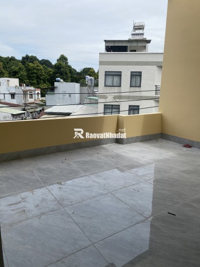 NHÀ MẶT TIỀN KINH DOANH, 3 TẦNG, T/TÂM DĨ AN, VÔ LÝ THƯỜNG KIỆT, NGANG ĐẸP 5,5M, NHỈNH 6 TỶ!