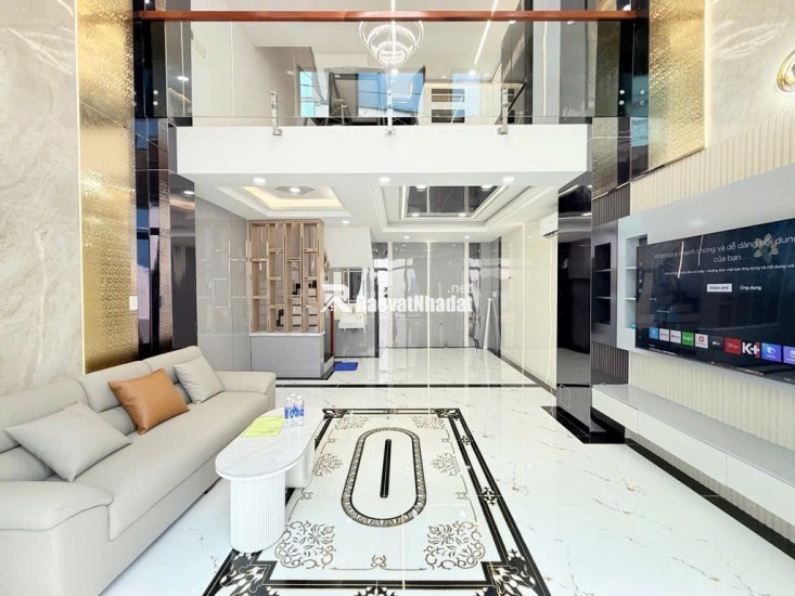 Mặt tiền đường Huỳnh Khương An P5, Gò Vấp - Ô tô ngủ trong nhà 45m2, 5 tầng, 4.4x9.5, 3 PN, 4 WC chỉ 9.8 tỷ TL