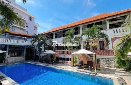 BÁN KHÁCH SẠN 4 SAO – 52 PHÒNG – DIỆN TÍCH KHỦNG 1.893M² – NGAY PHỐ CỔ HỘI AN