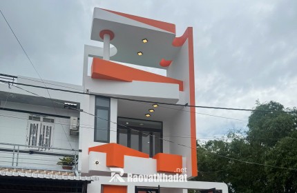 HOTNHÀ BÌNH CHÁNH 1 TRỆT 1 LẦU- SHR- GIÁ 1TỶ199