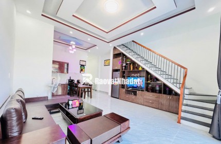 BÁN NHÀ 2 TẦNG K428 TÔN ĐẢN – VỊ TRÍ ĐẸP, VÀO Ở NGAY