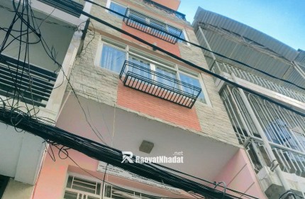 Bán Nhà 575/86 Nguyễn Đình Chiểu, Quận 3. DT: 3.2m*10m. CN: 29m2. 5 Tầng. Giá 9.9  tỷ