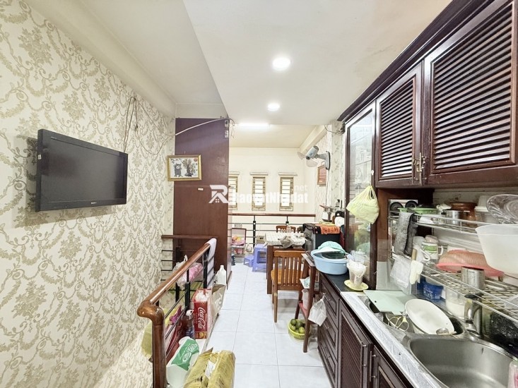 HÀNG HIẾM - NHÀ 4 TẦNG HẺM XE TẢI - NGANG KHỦNG 5.5M -