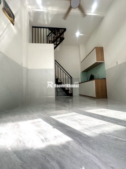 nhà mới 3 tẩng chỉ nhỉnh 2 tỷ