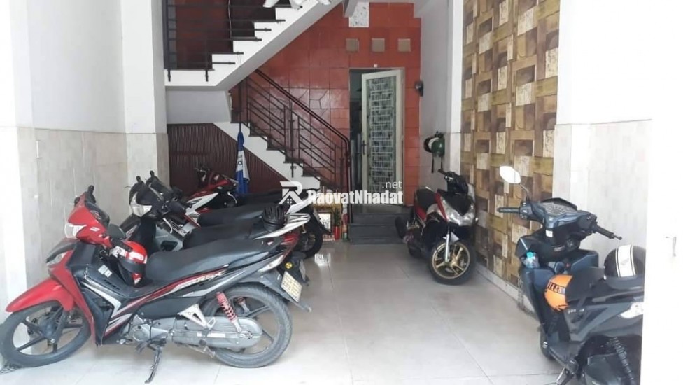 Bán nhà Lê thúc hoạch - Phú thọ hòa - Tân phú
* Dt : 4m x 16m 64m2
* 5 tầng
* Giá : 8.2 Tỷ