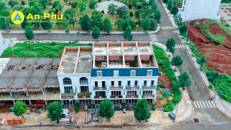 Bán nhà phố tại KĐT Ân Phú, giá 5,7 tỷ, 100m2, thiết kế 1 trệt 3 lầu, mặt đường rộng 32m