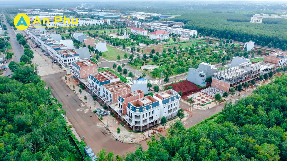 Bán nhà phố tại KĐT Ân Phú, giá 5,7 tỷ, 100m2, thiết kế 1 trệt 3 lầu, mặt đường rộng 32m