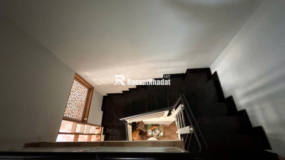 Bán nhà chính chủ - sổ hồng riêng , đg nhựa 12m