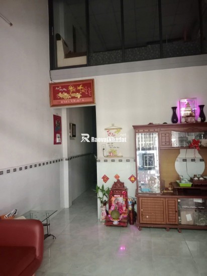 Bán nhà 2 tầng 4x12m. 2,65 t.ỷ. sổ hồng riêng. gần Chợ Thới Tứ .Hóc Môn