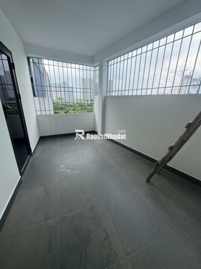 bán nhà lô góc miêu nha ba bước chân ra trục chính giá siêu rẻ