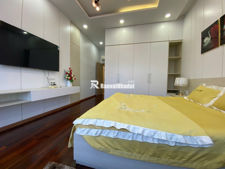 NHANH TAY SỞ HỮU BIỆT THỰ SIÊU ĐẸP–LONG LANH TRÊN ĐƯỜNG THĂNG LONG-DT KHỦNG 150M
