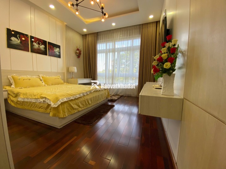 NHANH TAY SỞ HỮU BIỆT THỰ SIÊU ĐẸP–LONG LANH TRÊN ĐƯỜNG THĂNG LONG-DT KHỦNG 150M