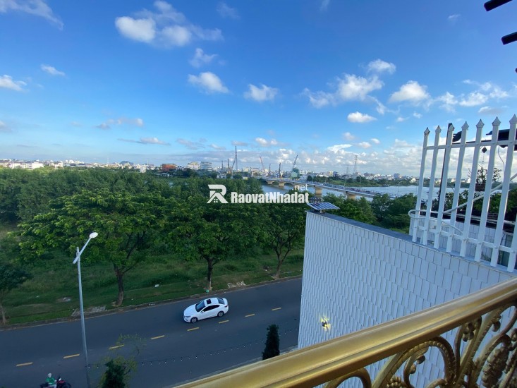 NHANH TAY SỞ HỮU BIỆT THỰ SIÊU ĐẸP–LONG LANH TRÊN ĐƯỜNG THĂNG LONG-DT KHỦNG 150M