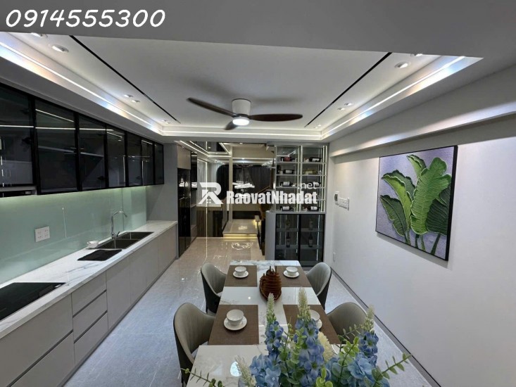 Siêu phẩm căn nhà phố full nội thất trệt lửng 3 lầu ngay Phan Huy Ích, P15, Tân Bình