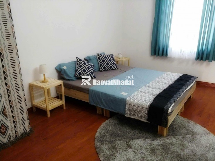 Bán nhà 5 tầng đẹp  Khu Long Biên  Gần ô tô đỗ, thu nhập 240tr/năm