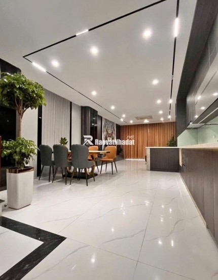 *GIỮ TIỀN- NHÀ MỚI 6 TẦNG THANG MÁY- LẠC LONG QUÂN/ XUÂN LA- DT 40m2, MT 4M- 10 TỶ