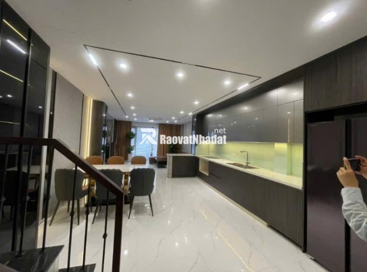 *GIỮ TIỀN- NHÀ MỚI 6 TẦNG THANG MÁY- LẠC LONG QUÂN/ XUÂN LA- DT 40m2, MT 4M- 10 TỶ