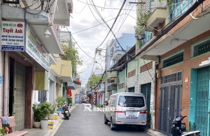 Nhà mặt tiền chợ Tân Bình, 4x17,5 xây 4 tầng cứng đẹp giá chỉ 9,999 tỷ