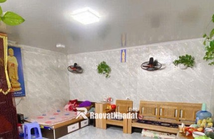 CC bán nhà bên chẵn phố Bạch Đằng, 45m2x 3 tầng, 4 ngủ, 25m ra mặt phố, 8.x tỷ