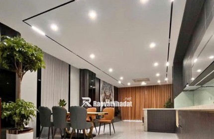 *GIỮ TIỀN- NHÀ MỚI 6 TẦNG THANG MÁY- LẠC LONG QUÂN/ XUÂN LA- DT 40m2, MT 4M- 10 TỶ