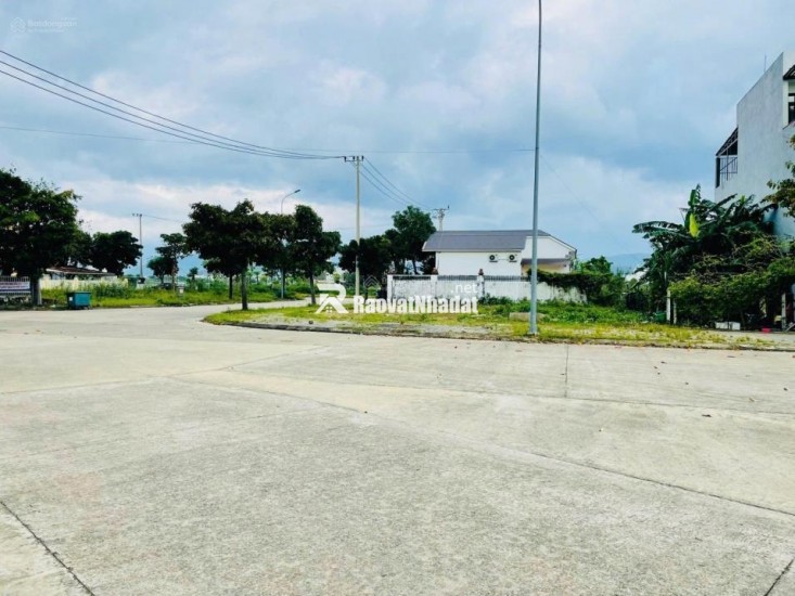 Đất thổ cư Hòa Minh, Liên Chiểu, Đà Nẵng - 180m2, MT Hoàng Trung Thông 10m, giá 13.6 tỷ, sổ đỏ, hướng Tây Bắc. LH: 0877661879