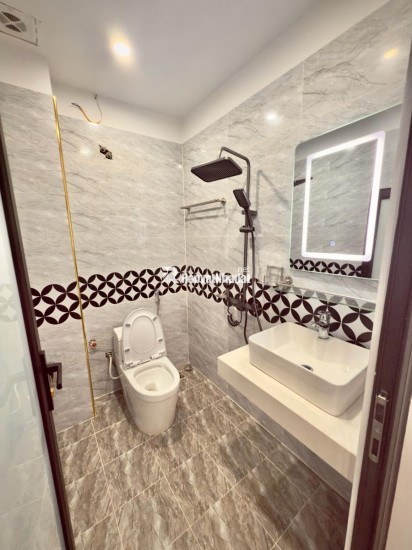 Bán nhà phố Lò Đúc TT quận Hai Bà Trưng, 30m ra mặt phố ,  35m, 5 tầng, nhà đẹp, full nội thất , 7.5 tỷ