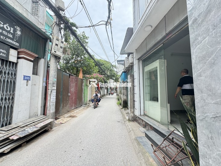 Bán nhà ngõ 405 Ngọc Thuỵ 32m x 3T oto tránh, kinh doanh chỉ nhỉnh 5 tỷ. LH 0936123469