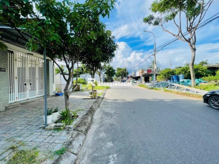 Bán đất thổ cư Mai Văn Ngọc, Hòa Hiệp Nam, Liên Chiểu, Đà Nẵng. 105m2, giá 4.2 tỷ, sổ đỏ, hướng Đông Bắc. LH: 0877661879