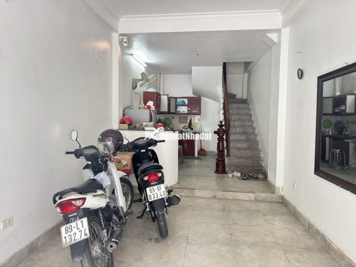 Bán nhà ngõ 405 Ngọc Thuỵ 32m x 3T oto tránh, kinh doanh chỉ nhỉnh 5 tỷ. LH 0936123469