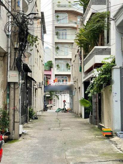 Bán nhà sát mặt Tiền Tân Hương, Hẻm 5m xe tải thông, 49m2, 3 tầng, Chỉ 7 tỷ xíu