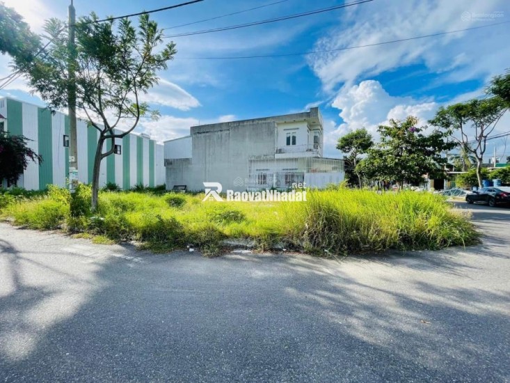 Bán đất thổ cư Mai Văn Ngọc, Hòa Hiệp Nam, Liên Chiểu, Đà Nẵng. 105m2, giá 4.2 tỷ, sổ đỏ, hướng Đông Bắc. LH: 0877661879